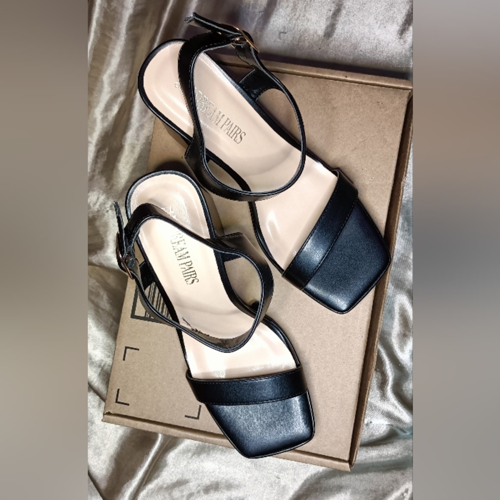 Size 7.5 Black Shoes